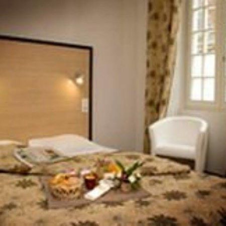Navarrenx Hotel Du Commerce מראה חיצוני תמונה